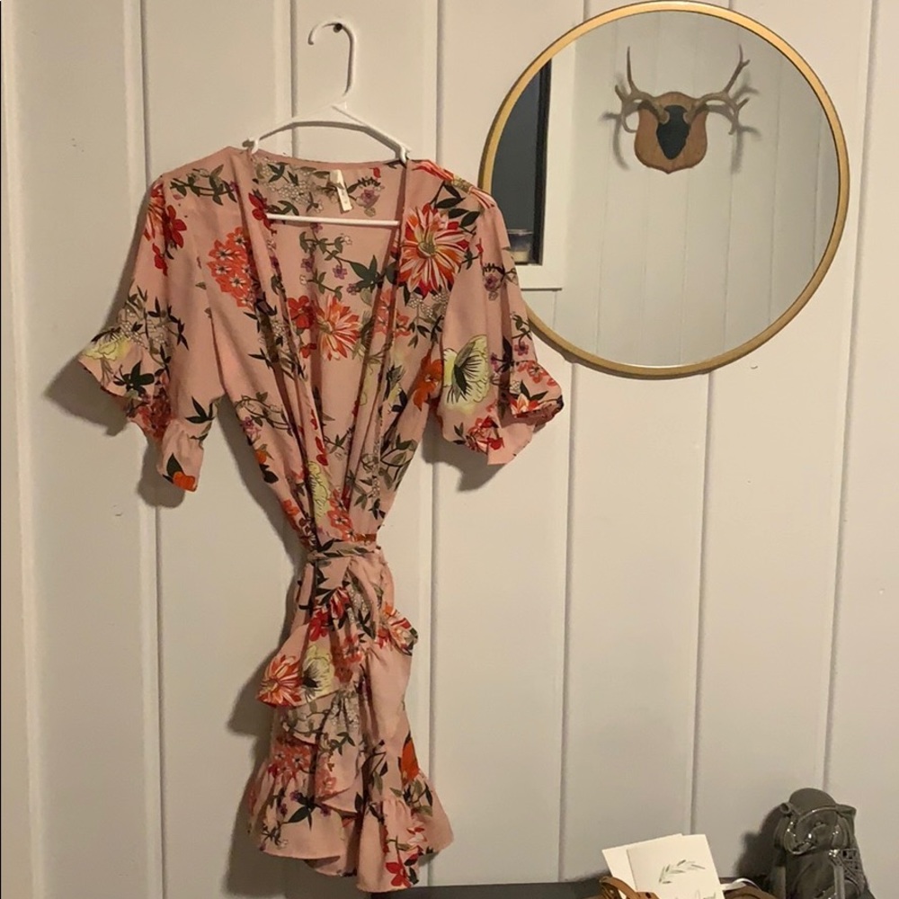 Floral tie dress !